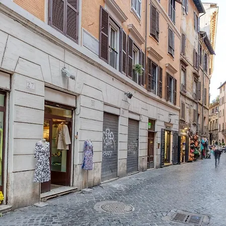 La Casetta, Nella Citta Imperiale. *